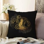- Sonil-K-5035-Gorsel1 - Realhomes  Uzak Doğu Gold Yoga Motifli Özel Tasarım Dijital Baskılı Raşel Kadife Yastık Kırlent Kılıfı Realhomes