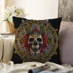 - Sonil-K-5049-Gorsel1 - Realhomes  Gold Çerçeve İçerisinde Gül Kuru Kafa Motifli Dekoratif Raşel Kadife Kırlent Kılıfı Realhomes