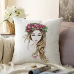 - Sonil-K-5094-Gorsel1 - Realhomes  Beyaz Zeminde Rankli Kalem Çizimli Dekoratif Modern Raşel Kadife Yastık Kılıfı Realhomes