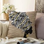 - Sonil-K-5099-Gorsel1 - Realhomes  Vizon Zeminde Zenci Kadın Tasarımlı Modern Raşel Kadife Kırlent Kılıfı Realhomes