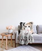 Karakalem Çizimli Fashion Women Dekoratif Raşel Kadife Kırlent Kılıfı Realhomes