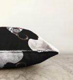 - Sonil-K-5105-Gorsel3 - Realhomes Siyah Beyaz Zenci Kadın Dekoratif Raşel Kadife Kırlent Kılıfı Realhomes