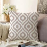 - Sonil-K-5116vizon-Gorsel1 - Realhomes Özel Tasarım Vizon İkat Desenli Dijital Baskılı Raşel Kadife Yastık Kırlent Kılıfı Realhomes