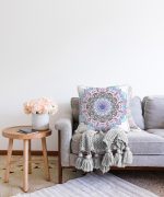 - Sonil-K-5132-Gorsel2 - Realhomes  Beyaz Zeminde Açık Renkte Mandala Raşel Kadife Kırlent Kılıfı Realhomes