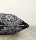 - Sonil-K-5133-Gorsel3 - Realhomes  Siyah Beyaz Mandala Tasarımlı Dekoratif Raşel Kadife Kırlent Kılıfı Realhomes