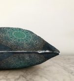 - Sonil-K-5140-Gorsel3 - Realhomes Lacivet Desenli Gold Mandla Motifli Dekoratif Raşel Kadife Yastık Kılıfı Realhomes