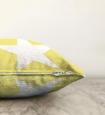 - Sonil-K-515-Gorsel3 - Realhomes Modern Yıldız Desenli Dijital Baskılı Dekoratif Raşel Kadife Yastık Kırlent Kılıfı Realhomes