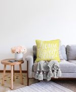 - Sonil-K-519-Gorsel2 - Realhomes Home Sweet Home Dijital Baskılı Dekoratif Raşel Kadife Yastık Kırlent Kılıfı Realhomes