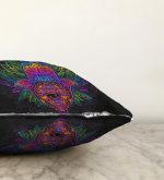 Siyah Zeminde Renkli Fâtımâ'nın Eli Desenli Raşel Kadife Kırlent Kılıfı Realhomes