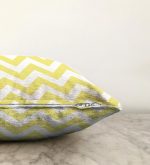 - Sonil-K-523-Gorsel3 - Realhomes Modern Zigzag Desenli Dijital Baskılı Dekoratif Raşel Kadife Yastık Kırlent Kılıfı Realhomes