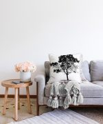 Dekoratif Doğa Çizimli Ağaç Motifli Raşel Kadife Kırlent Kılıfı Realhomes