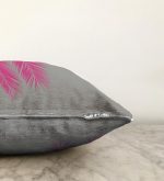 Gri Zeminde Fuşya Palmiye Yaprakları Motifli Raşel Kadife Yastık Kılıfı Realhomes