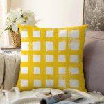 - Sonil-K-5236sari-Gorsel1 - Realhomes  Sarı Zeminde Geometrik Kare Motifli Dekoratif Raşel Kadife Yastık Kılıfı Realhomes
