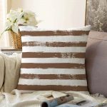 - Sonil-K-5237kahve-Gorsel1 - Realhomes  Kahve Çizgili Motifli Dekoratif Modern Raşel Kadife Yastık Kılıfı Realhomes