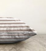 - Sonil-K-5237vizon-Gorsel3 - Realhomes  Siyah Çizgili Motifli Dekoratif Modern Raşel Kadife Yastık Kılıfı Realhomes