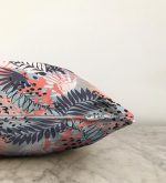 Gri Zemin Üzerimde Pembe Lacivert Yaprak Motifli Dijital Baskılı Raşel Kadife Kırlent Kılıfı Realhomes