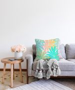 - Sonil-K-5266-Gorsel2 - Realhomes  Mavi Ve Pembe Yaprak Çizimli Özel Tasarım Dijital Baskılı Raşel Kadife Kırlent Kılıfı Realhomes