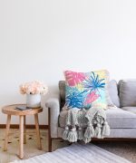 - Sonil-K-5270-Gorsel2 - Realhomes Realhomes Özel Tasarım Renkli Yaprak Motifli Raşel Kadife Kırlent Kılıfı Realhomes