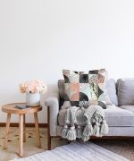 - Sonil-K-5285-Gorsel2 - Realhomes  Dekoratif Mermer Desenli Dijital Baskılı Raşel Kadife Kırlent kılıfı Realhomes