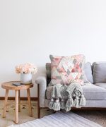 Geometrik Pembe Ve Gri Mermer Motifli Özel Tasarım Raşel Kadife Yastık Kılıfı Realhomes