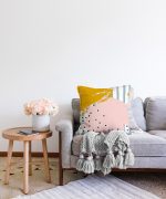 Soyut Sulu Boya Çizim Desenli Modern Raşel Kadife Yastık Kılıfı Realhomes