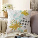 - Sonil-K-5346-Gorsel1 - Realhomes  Geometrik Çizimler Üzerinde Tropik Yaprak Motifli Raşel Kadife Kırlent Kılıfı Realhomes