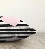 - Sonil-K-535-Gorsel3 - Realhomes  Modern Kalp Desenli Dijital Baskılı Dekoratif Raşel Kadife Yastık Kırlent Kılıfı Realhomes