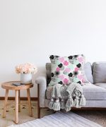 - Sonil-K-5361-Gorsel2 - Realhomes  Beyaz Zeminde Renkli Trorik Yapraklar Raşel Kadife Kırlent Kılıfı Realhomes