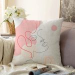 Kırmızı Şeritli Portre Çizimli Özel Tasarımlı Modern Raşel Kadife Kırlent Kılıfı Realhomes