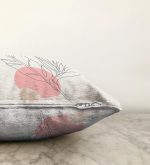 - Sonil-K-5374seti-Gorsel3 - Realhomes  Gri Zemin Üzerinde Karakalem Yaprak Çizimli Modern Raşel Kadife Kırlent Kılıfı Realhomes