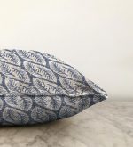 - Sonil-K-5382-Gorsel3 - Realhomes  Lavivet Zeminde Beyaz Yapraklı Dekoratif Raşel Kadife Kırlent Kılıfı Realhomes