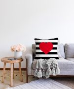 Modern Kalp Desenli Dijital Baskılı Dekoratif Raşel Kadife Yastık Kırlent Kılıfı Realhomes
