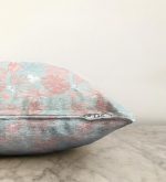 - Sonil-K-5417-Gorsel3 - Realhomes  Gökyüzü Temalı Gümüş Ve Pembe Yapraklı Dijital Baskılı Raşel Kadife Kırlent Kılıfı Realhomes