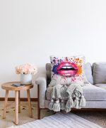 - Sonil-K-5482-Gorsel2 - Realhomes  Sulu Boya Dudak Temalı Dekoratif Özel Tasarım Raşel Kadife Kırlent Kılıfı Realhomes