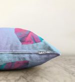 Toz Mavisi Zeminli Tropik Yapraklı Özel Tasarım Modern Raşel Kadife Kırlent Kılıfı Realhomes