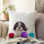 - Sonil-K-5618-Gorsel1 - Realhomes  Renkli İp Toplarıyla Köpek Dijital Baskılı Modern Raşel Kadife Yastık Kırlent Kılıfı Realhomes