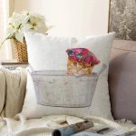 Sepette Şapkalı Kedi Desenli Dijital Baskılı Modern Raşel Kadife Yastık Kırlent Kılıfı Realhomes