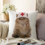 - Sonil-K-5624-Gorsel1 - Realhomes  Hemşire Şapkalı Sevimli Kedi Dijital Baskılı Modern Raşel Kadife Yastık Kırlent Kılıfı Realhomes