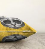 - Sonil-K-5627-Gorsel3 - Realhomes Gözlüklü Kedi Desenli Dijital Baskılı Modern Raşel Kadife Yastık Kırlent Kılıfı Realhomes