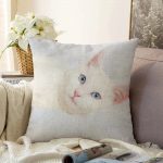 - Sonil-K-5642-Gorsel1 - Realhomes Sevimli Kedi Desenli Dijital Baskılı Modern Raşel Kadife Yastık Kırlent Kılıfı Realhomes