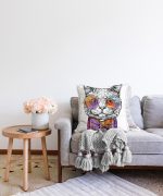 - Sonil-K-5659-Gorsel2 - Realhomes  Renkli Gözlüklü Siyah Beyaz Kedi Dijital Baskılı Modern Raşel Kadife Yastık Kırlent Kılıfı Realhomes