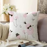 - Sonil-K-5666-Gorsel1 - Realhomes  Çizgi Köpek Desenli Dijital Baskılı Modern Raşel Kadife Yastık Kırlent Kılıfı Realhomes