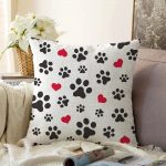 Köpek Ayak İzi Desenli Dijital Baskılı Modern Raşel Kadife Yastık Kırlent Kılıfı Realhomes