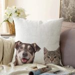 Sevimli Köpek ve Kedi Desenli Sevimli Modern Raşel Kadife Yastık Kırlent Kılıfı Realhomes