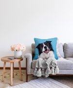 - Sonil-K-5695-Gorsel2 - Realhomes  Mavi Zeminde Sevimli Köpek Dijital Baskılı Modern Raşel Kadife Yastık Kırlent Kılıfı Realhomes