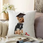 - Sonil-K-5703-Gorsel1 - Realhomes  Mezuniyet Kıyafetli Köpekçik Dijital Baskılı Modern Raşel Kadife Yastık Kırlent Kılıfı Realhomes