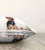 - Sonil-K-5703-Gorsel3 - Realhomes  Mezuniyet Kıyafetli Köpekçik Dijital Baskılı Modern Raşel Kadife Yastık Kırlent Kılıfı Realhomes