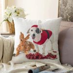 Yılbaşı Kıyafetli Köpek Desenli Dijital Baskılı Modern Raşel Kadife Yastık Kırlent Kılıfı Realhomes