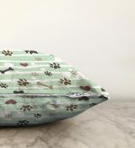 - Sonil-K-5734-Gorsel3 - Realhomes  Yeşil Çizgili Zeminde Pati İzli Dijital Baskılı Modern Raşel Kadife Yastık Kırlent Kılıfı Realhomes