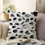 - Sonil-K-5765-Gorsel1 - Realhomes  Beyaz Zeminde Anlamsız Çizgiler Motifli Raşel Kadife Kırlent Kılıfı Realhomes